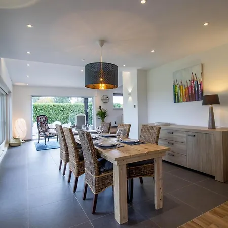 Villa Privative Pour 8 Personnes *